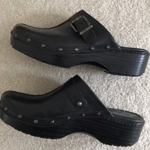 Clogs - Picture 3 of 3